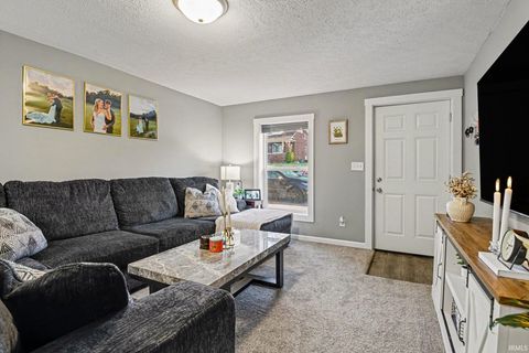 Tiny photo for 211 E Battell Street, Mishawaka, IN 46545 (MLS # 202612687)