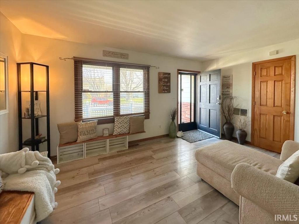 Photo of 1729 TEASDALE Lane, Kokomo, IN 46902 (MLS # 202608153)