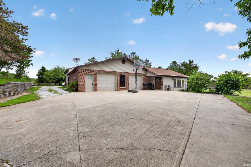 Photo of 6442 St Rd 158, Bedford, IN 47421 (MLS # 202617086)