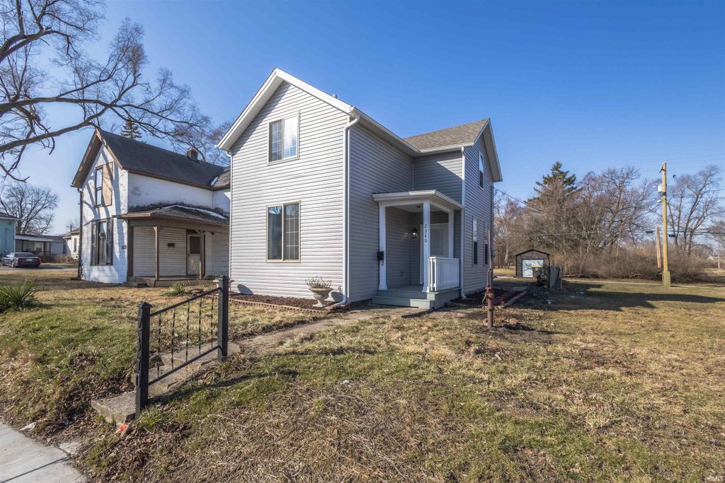 Photo of 2340 S Anthony Boulevard, Fort Wayne, IN 46803 (MLS # 202606365)