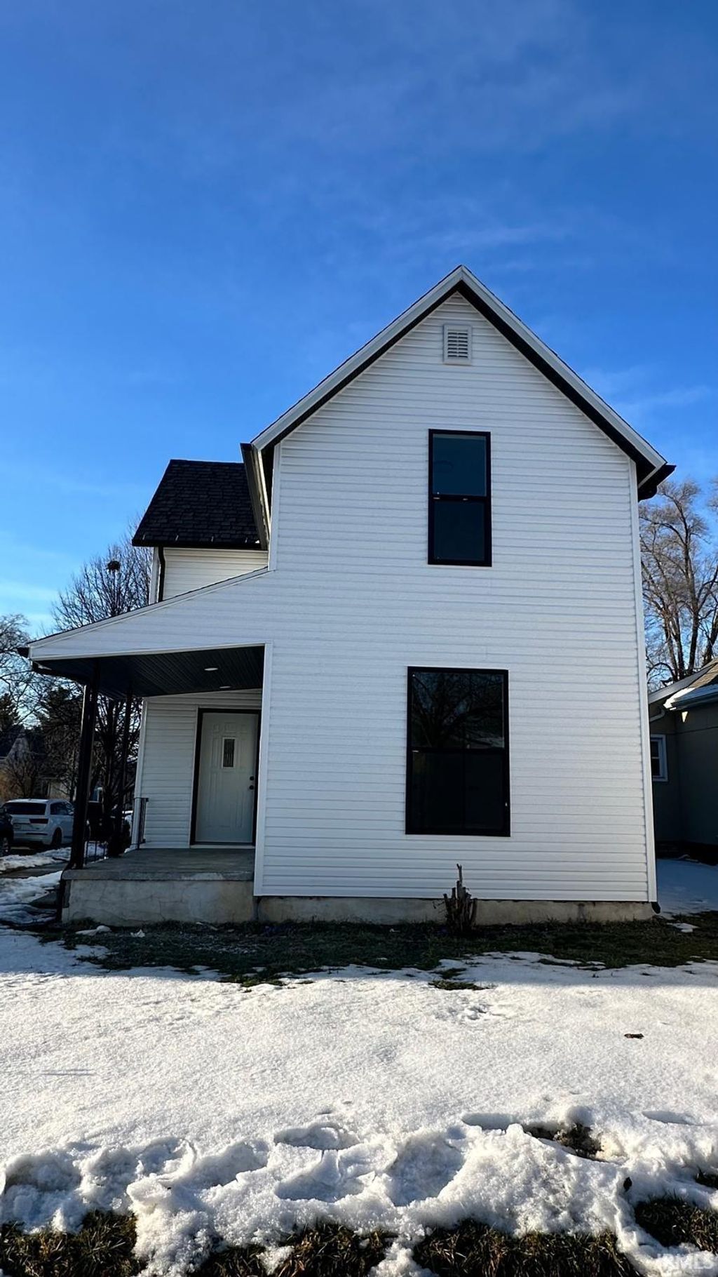 Photo of 1222 W Franklin Street, Elkhart, IN 46516 (MLS # 202605059)
