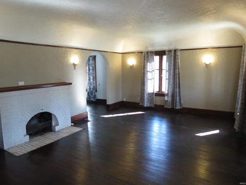 Tiny photo for 311 S Broadway, Peru, IN 46970 (MLS # 202643780)