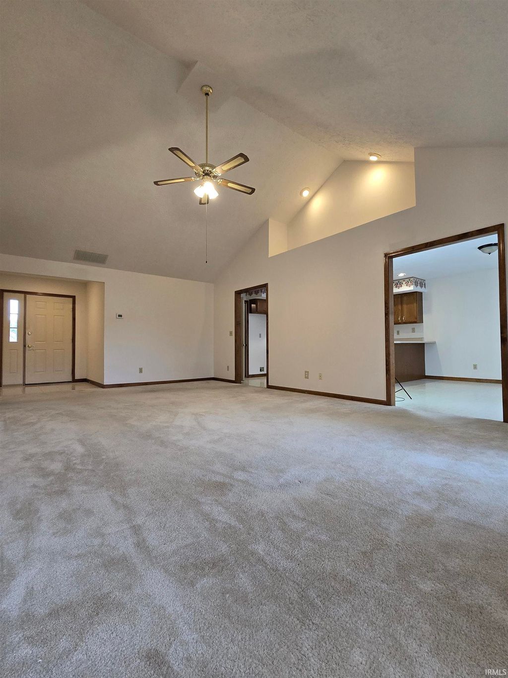 Photo of 2944 Elmridge Drive, Evansville, IN 47711 (MLS # 202544444)