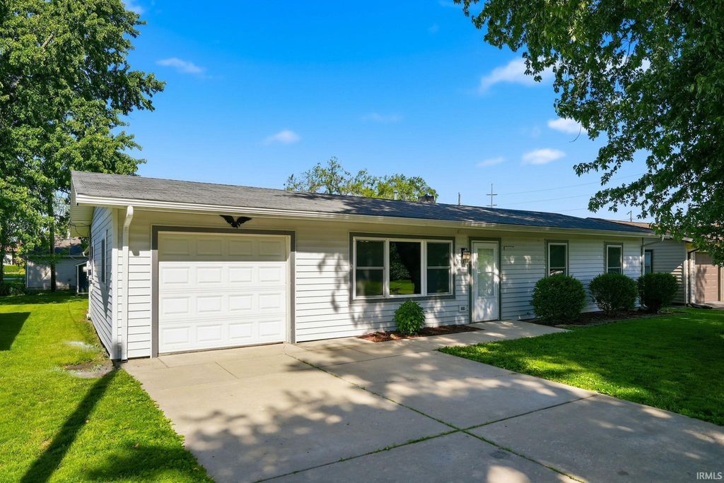 Photo of 822 Melody Lane, Lafayette, IN 47905 (MLS # 202618315)