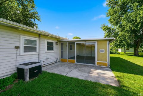 Tiny photo for 822 Melody Lane, Lafayette, IN 47905 (MLS # 202618315)