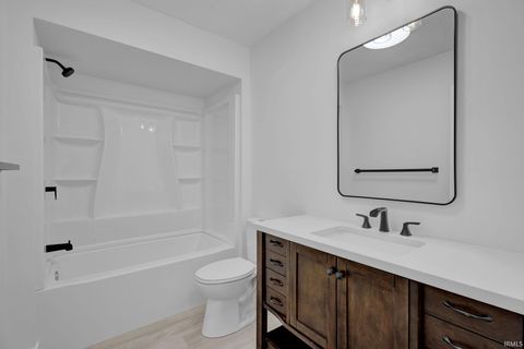 Tiny photo for 7380 E Salt Creek Drive, Bloomington, IN 47401 (MLS # 202618616)