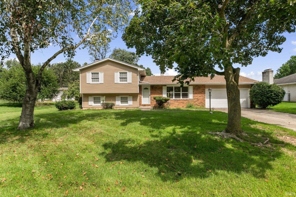 Photo of 16765 Valley Forge Lane, Granger, IN 46530 (MLS # 202633948)