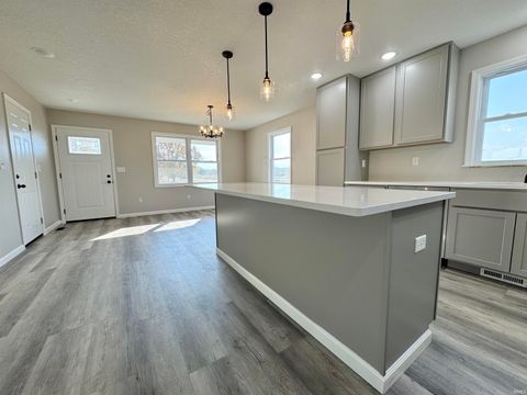 Tiny photo for 4202 Lexington Road, Logansport, IN 46947 (MLS # 202545098)