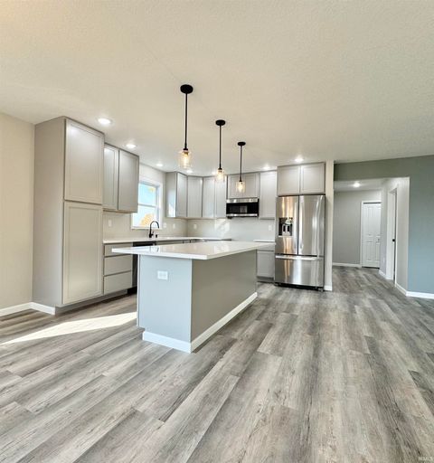 Tiny photo for 4202 Lexington Road, Logansport, IN 46947 (MLS # 202545098)