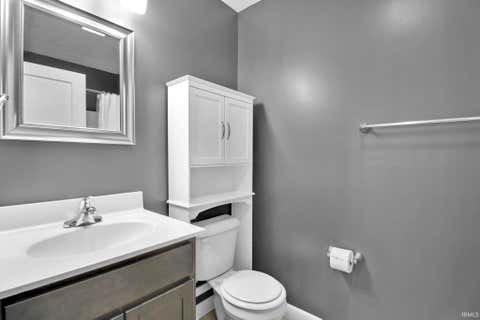 Tiny photo for 407 E VAILE Avenue, Kokomo, IN 46901 (MLS # 202621315)