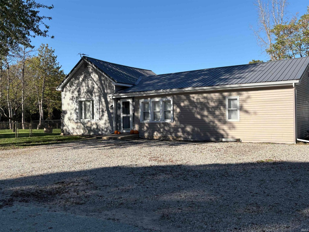 Photo of 9940 Greenwood Street, Grovertown, IN 46531 (MLS # 202643315)
