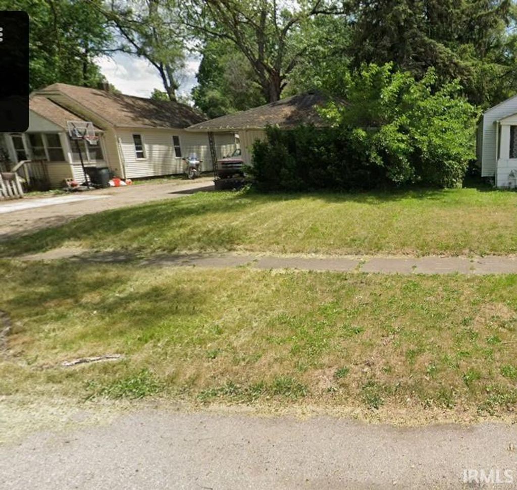 Photo of 1430 Campeau Street, South Bend, IN 46617 (MLS # 202604715)