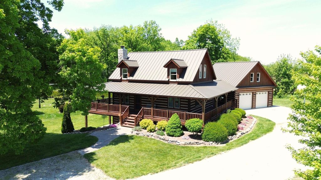 Photo of 30195 County Road 40, Wakarusa, IN 46573 (MLS # 202620804)