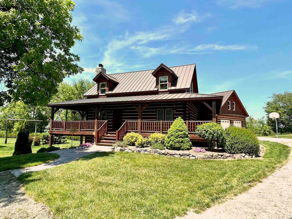 Photo of 30195 County Road 40, Wakarusa, IN 46573 (MLS # 202620804)