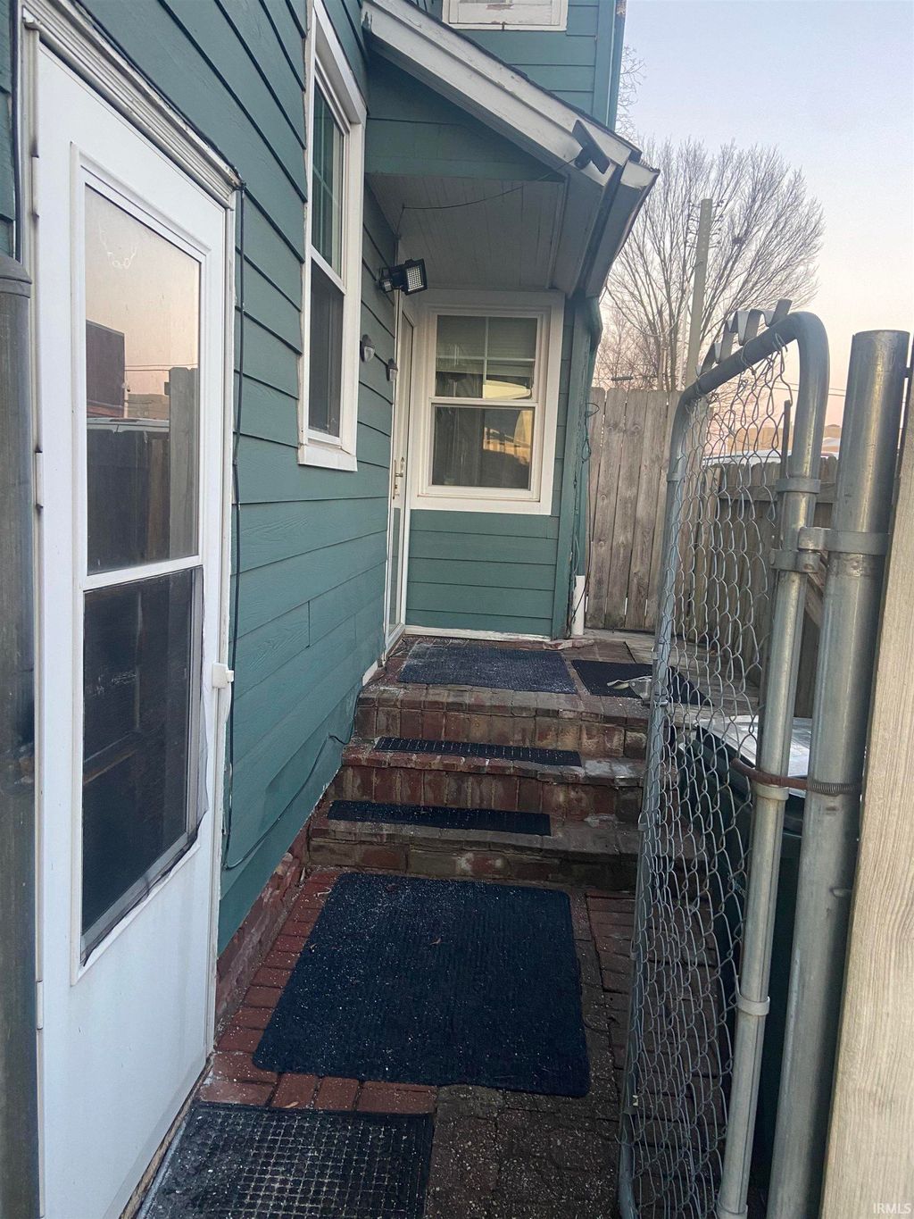 Photo of 337 Lincoln Way, South Bend, IN 46601 (MLS # 202549910)