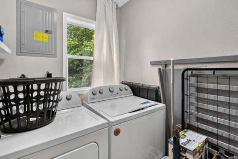 Tiny photo for 910 Tomahawk Boulevard, Kokomo, IN 46902 (MLS # 202631365)