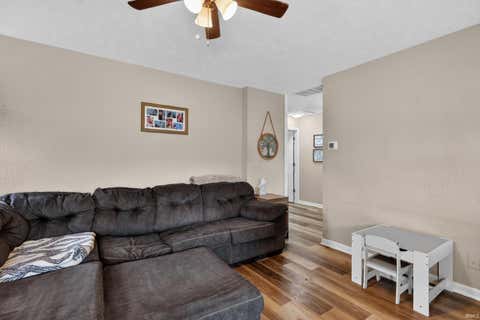 Tiny photo for 910 Tomahawk Boulevard, Kokomo, IN 46902 (MLS # 202631365)