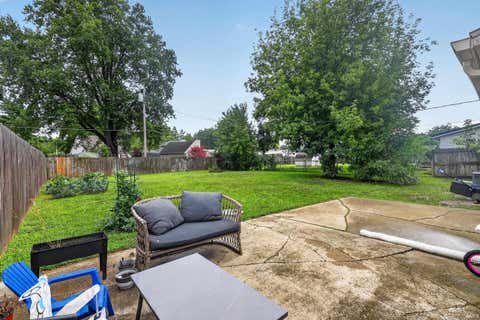 Tiny photo for 910 Tomahawk Boulevard, Kokomo, IN 46902 (MLS # 202631365)