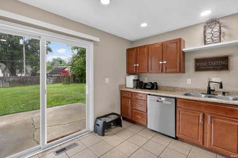 Tiny photo for 910 Tomahawk Boulevard, Kokomo, IN 46902 (MLS # 202631365)