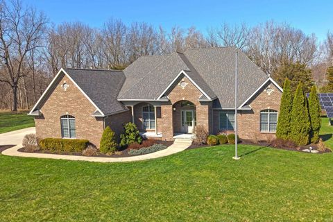 Tiny photo for 8460 Shepardson Creek Drive, Lafayette, IN 47905 (MLS # 202609033)