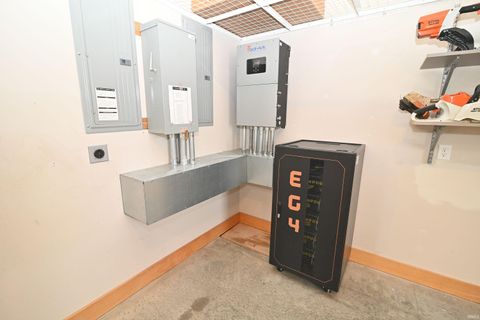 Tiny photo for 8460 Shepardson Creek Drive, Lafayette, IN 47905 (MLS # 202609033)