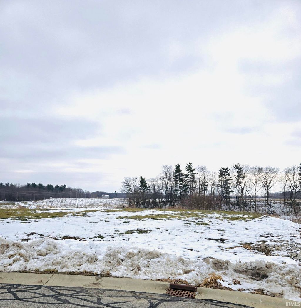 Photo of 362 W Orchid Court, Columbia City, IN 46725 (MLS # 202548797)