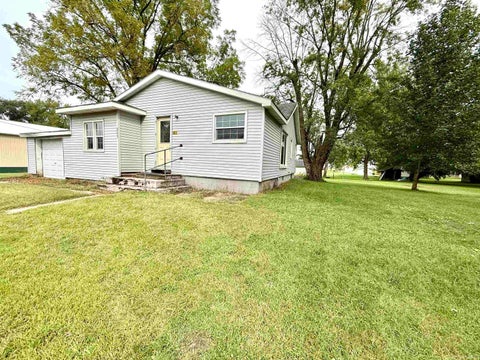 Tiny photo for 203 S Maple Avenue, Medaryville, IN 47957 (MLS # 202638958)