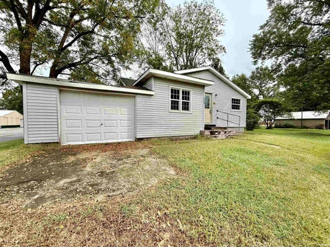 Tiny photo for 203 S Maple Avenue, Medaryville, IN 47957 (MLS # 202638958)