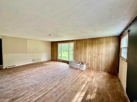 Tiny photo for 203 S Maple Avenue, Medaryville, IN 47957 (MLS # 202638958)