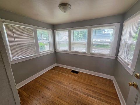 Tiny photo for 102 Owen Street, Lafayette, IN 47905 (MLS # 202627731)