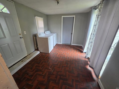 Tiny photo for 102 Owen Street, Lafayette, IN 47905 (MLS # 202627731)