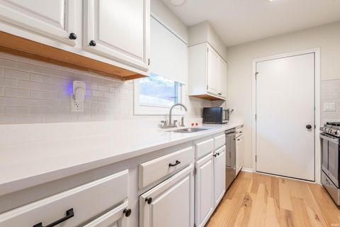 Tiny photo for 610 W Ryan Road, Bloomington, IN 47403 (MLS # 202609064)
