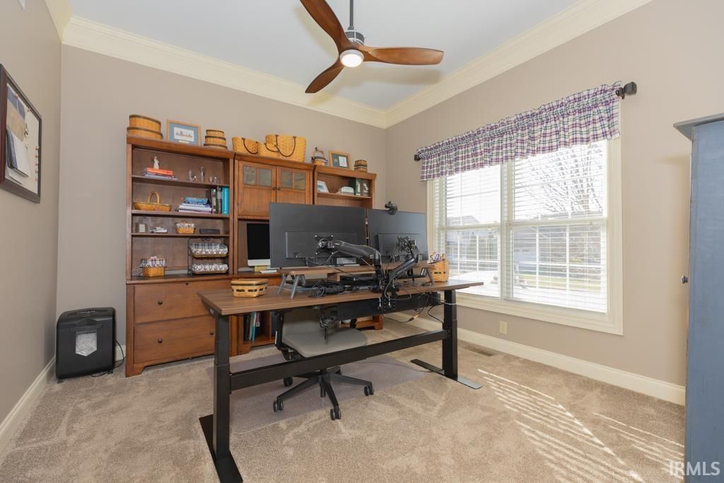 Photo of 7900 Lanyard Drive, Evansville, IN 47715 (MLS # 202605947)