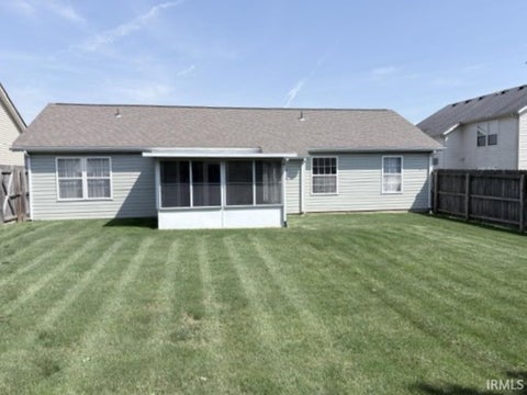 Tiny photo for 1009 BURR OAK Court, Kokomo, IN 46901 (MLS # 202636016)
