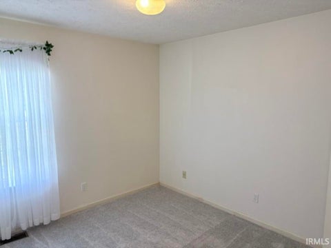 Tiny photo for 1009 BURR OAK Court, Kokomo, IN 46901 (MLS # 202636016)