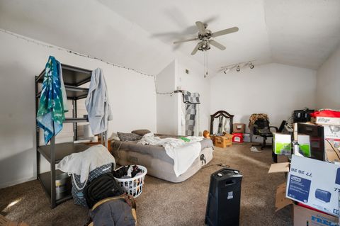 Tiny photo for 610 W Foster Street, Kokomo, IN 46902 (MLS # 202503473)