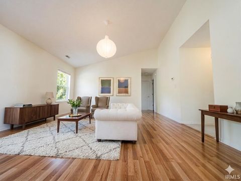 Tiny photo for 1116 W Pine Meadows Drive, Bloomington, IN 47403 (MLS # 202618462)