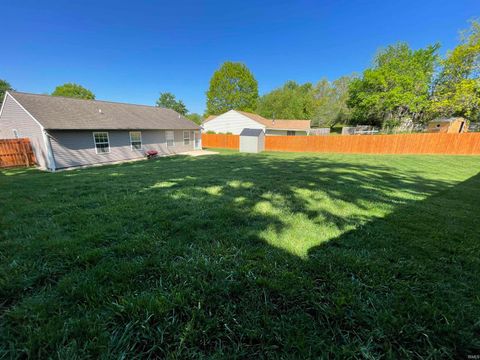 Tiny photo for 1116 W Pine Meadows Drive, Bloomington, IN 47403 (MLS # 202618462)