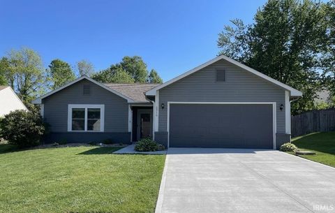 Photo of 1116 W Pine Meadows Drive, Bloomington, IN 47403 (MLS # 202618462)