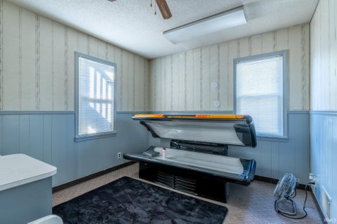 Tiny photo for 6216 Fairfield Avenue, Fort Wayne, IN 46807 (MLS # 202643837)