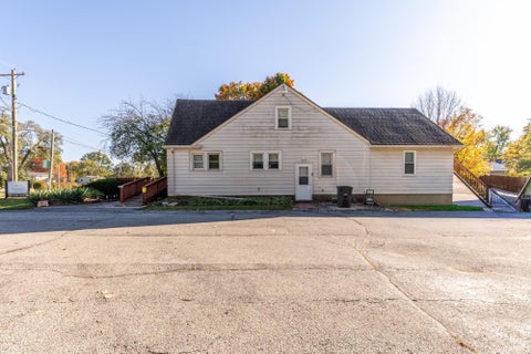 Tiny photo for 6216 Fairfield Avenue, Fort Wayne, IN 46807 (MLS # 202643837)