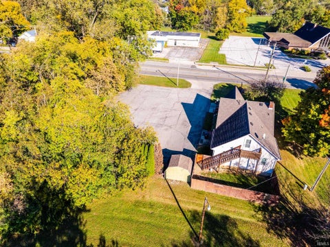 Tiny photo for 6216 Fairfield Avenue, Fort Wayne, IN 46807 (MLS # 202643837)