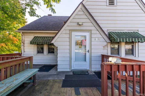Tiny photo for 6216 Fairfield Avenue, Fort Wayne, IN 46807 (MLS # 202643837)