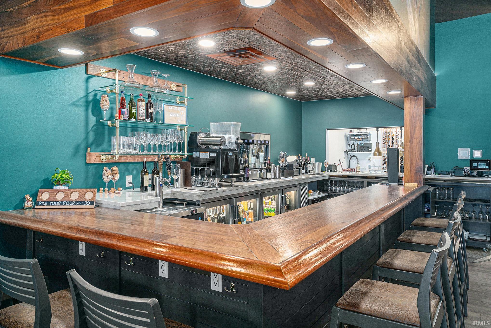 Elkhart, Indiana 46516, United States, ,Commercial,Active,2197