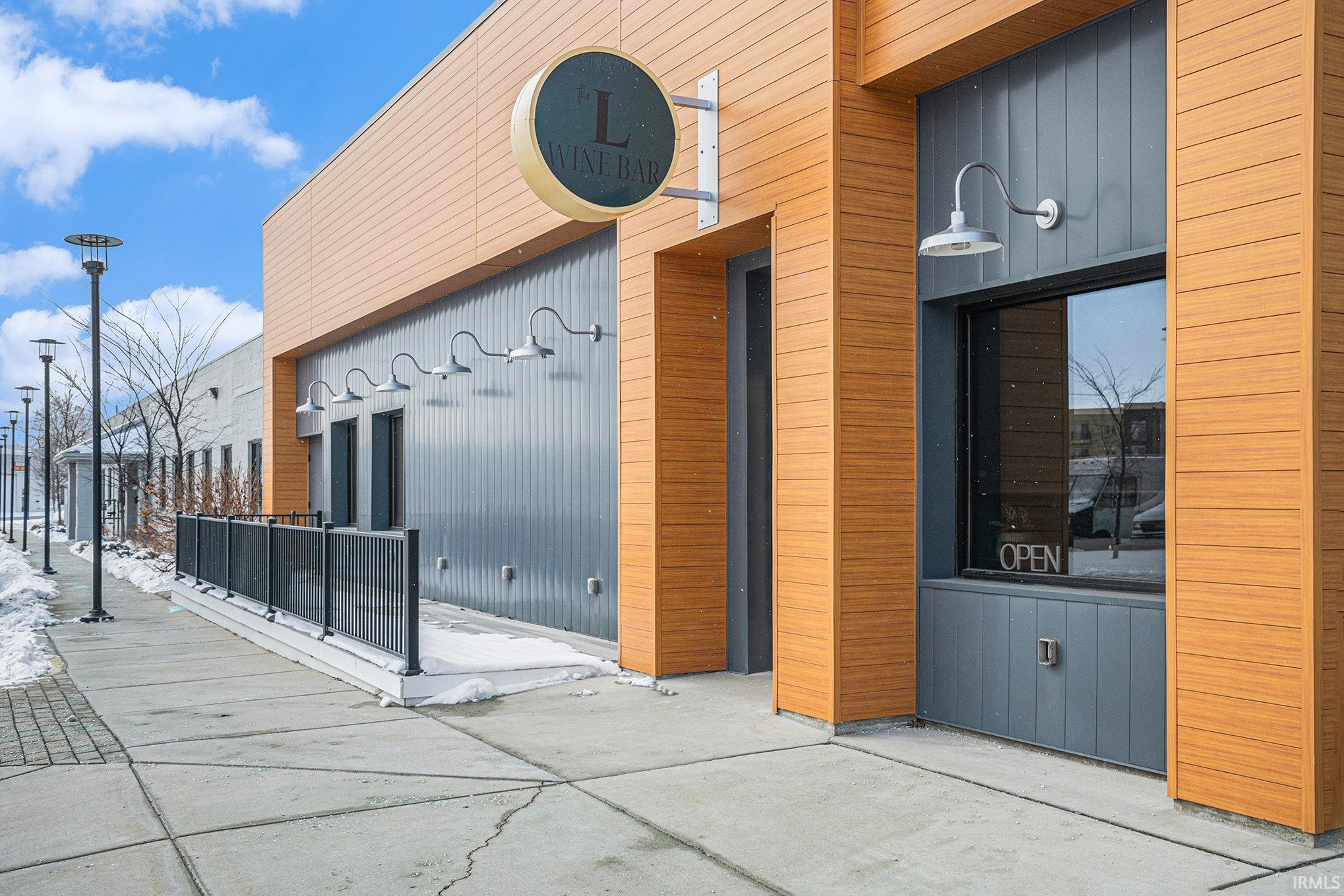 Elkhart, Indiana 46516, United States, ,Commercial,Active,2197