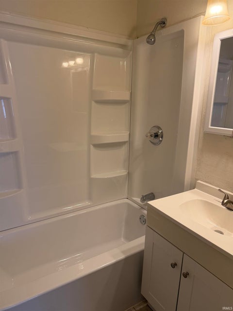 Tiny photo for 2309 S Mulberry Street, Muncie, IN 47302 (MLS # 202640970)