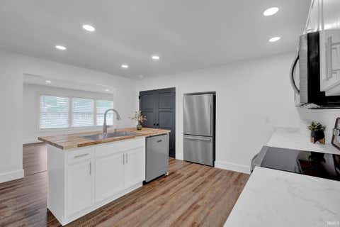 Tiny photo for 1007 23rd Street, Bedford, IN 47421 (MLS # 202619704)