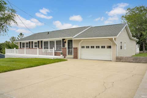 Photo of 1007 23rd Street, Bedford, IN 47421 (MLS # 202619704)