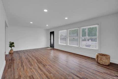 Tiny photo for 1007 23rd Street, Bedford, IN 47421 (MLS # 202619704)