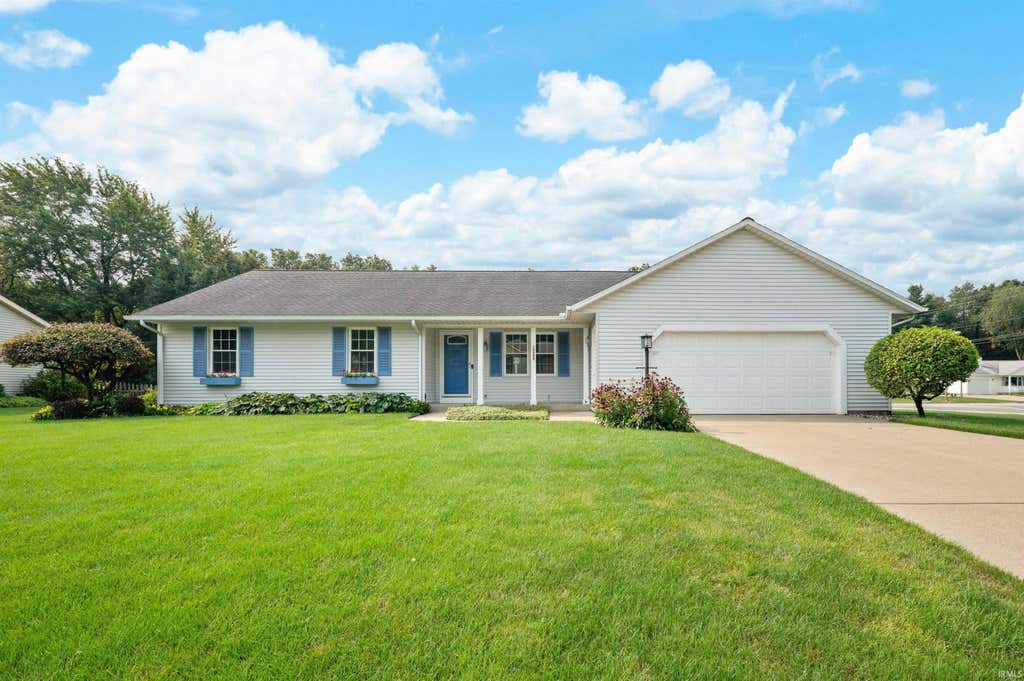 Photo of 18980 Cedar Mill Court, South Bend, IN 46637 (MLS # 202632783)